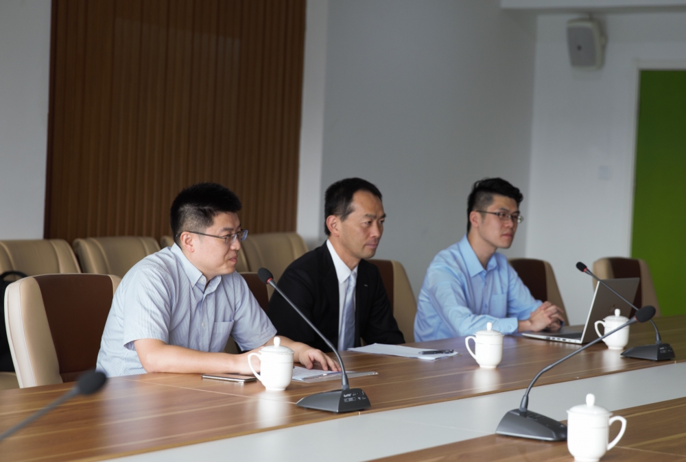 3 信三得利公司代表2.jpg